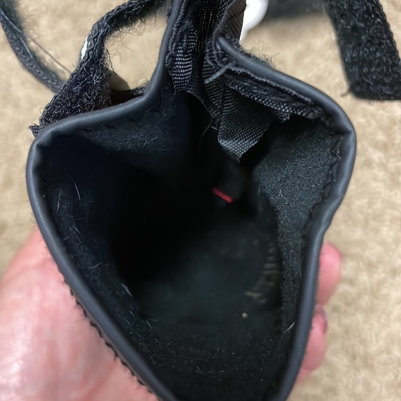 Waterproof Dog Shoes for Various Size Dogs Paw Protectors Shoes 4 Pcs - Picture 10 of 11